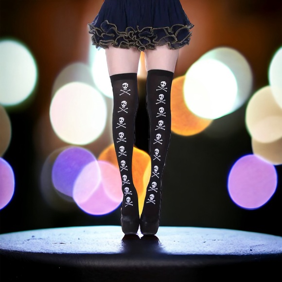 Skull Print Thigh High Socks, Cosplay Over The Knee Socks
One Size - Picture 5 of 12